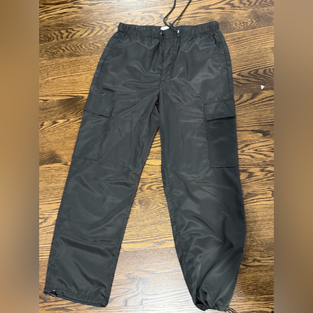 Pistola Black silky cargo  Pants